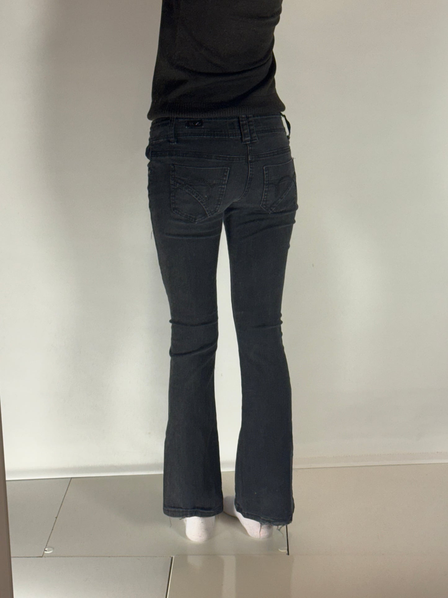 Lågmidjade jeans–stl: S