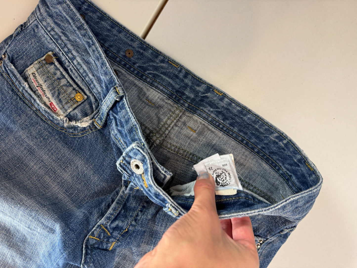 Diesel jeans–stl: M