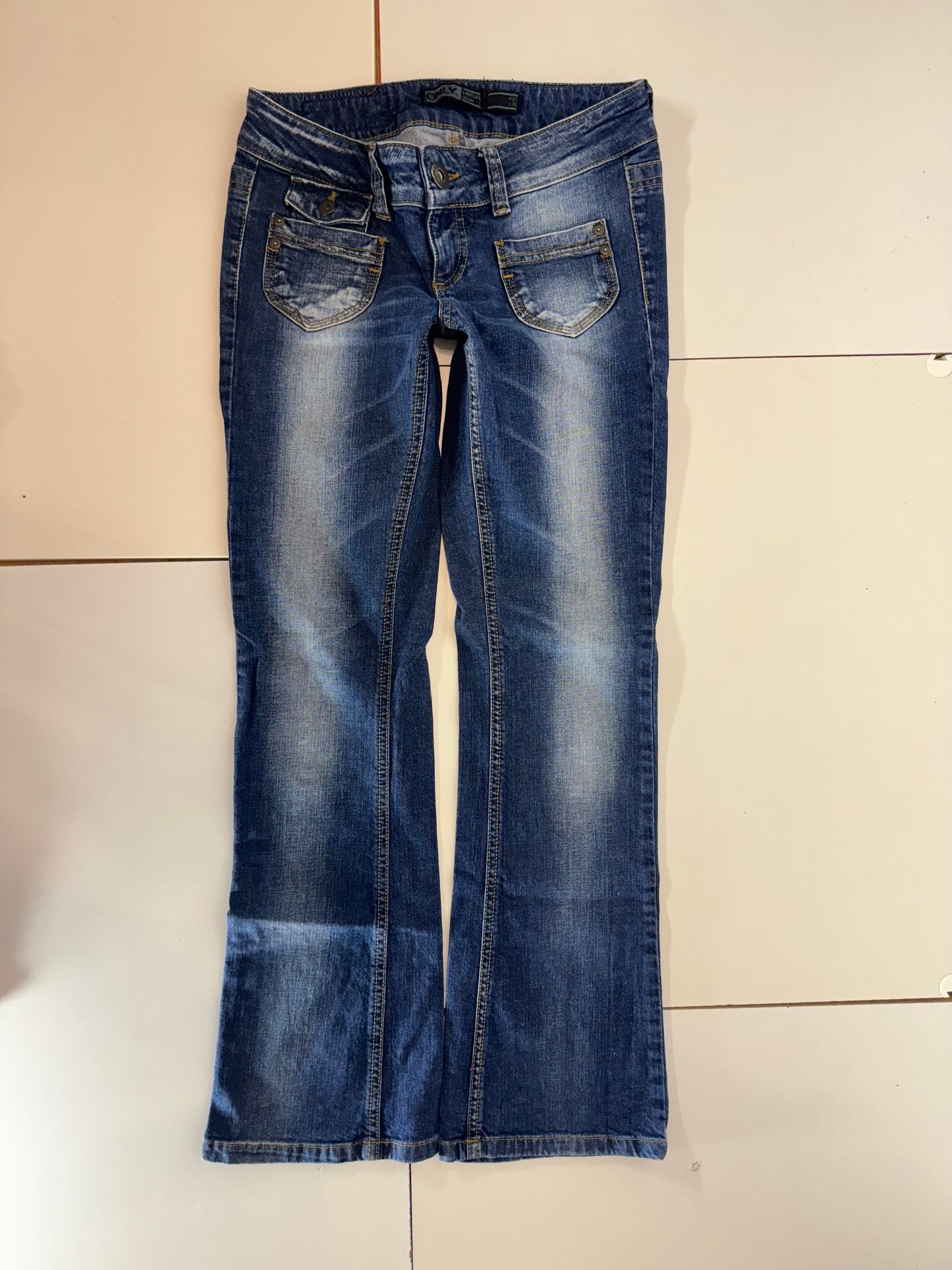 Lågmidjade jeans–stl: XS