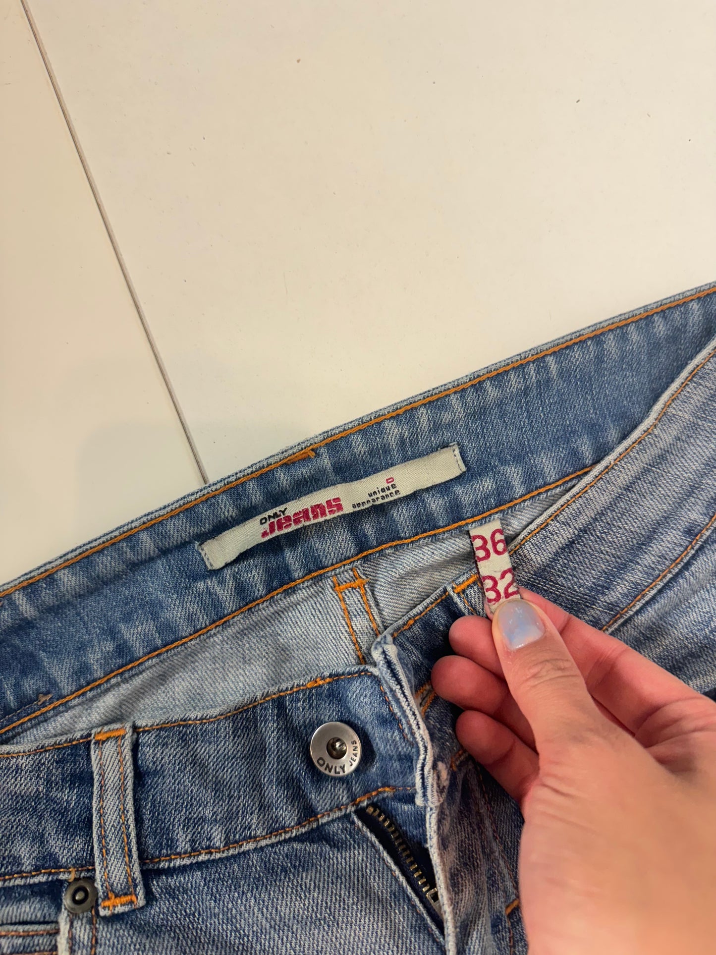 Lågmidjade jeans–stl: S