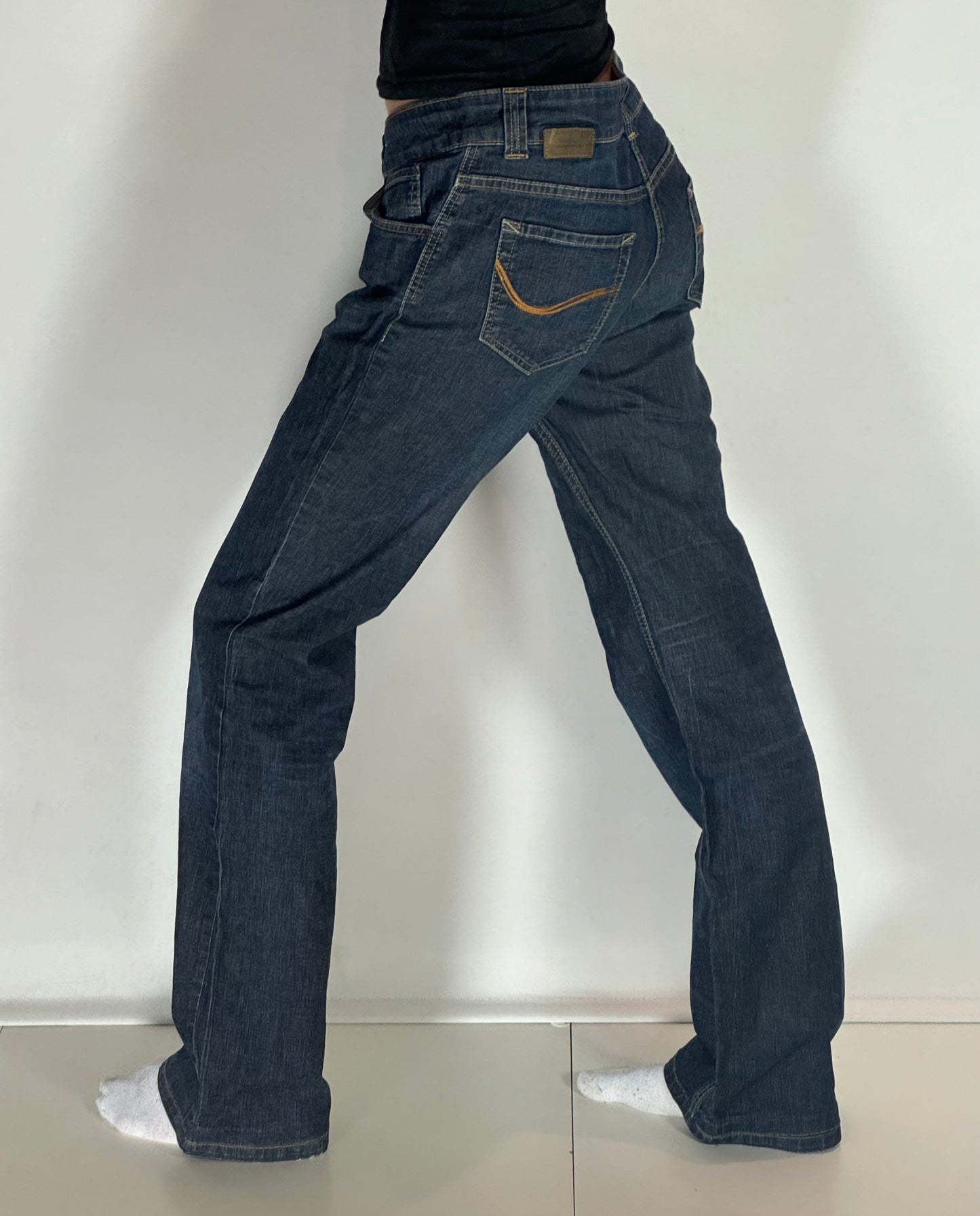 Utsvängda jeans–stl: S/M