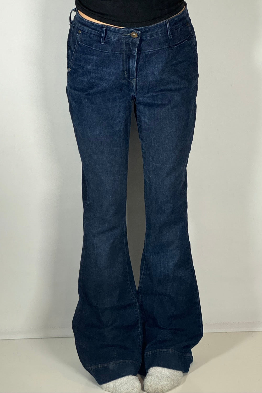 Utsvängda jeans stl: XS