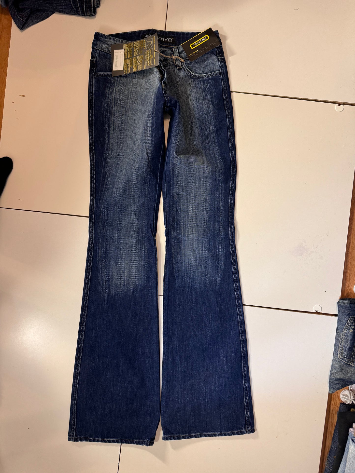Lågmidjade jeans stl: XXS (W28/L34)