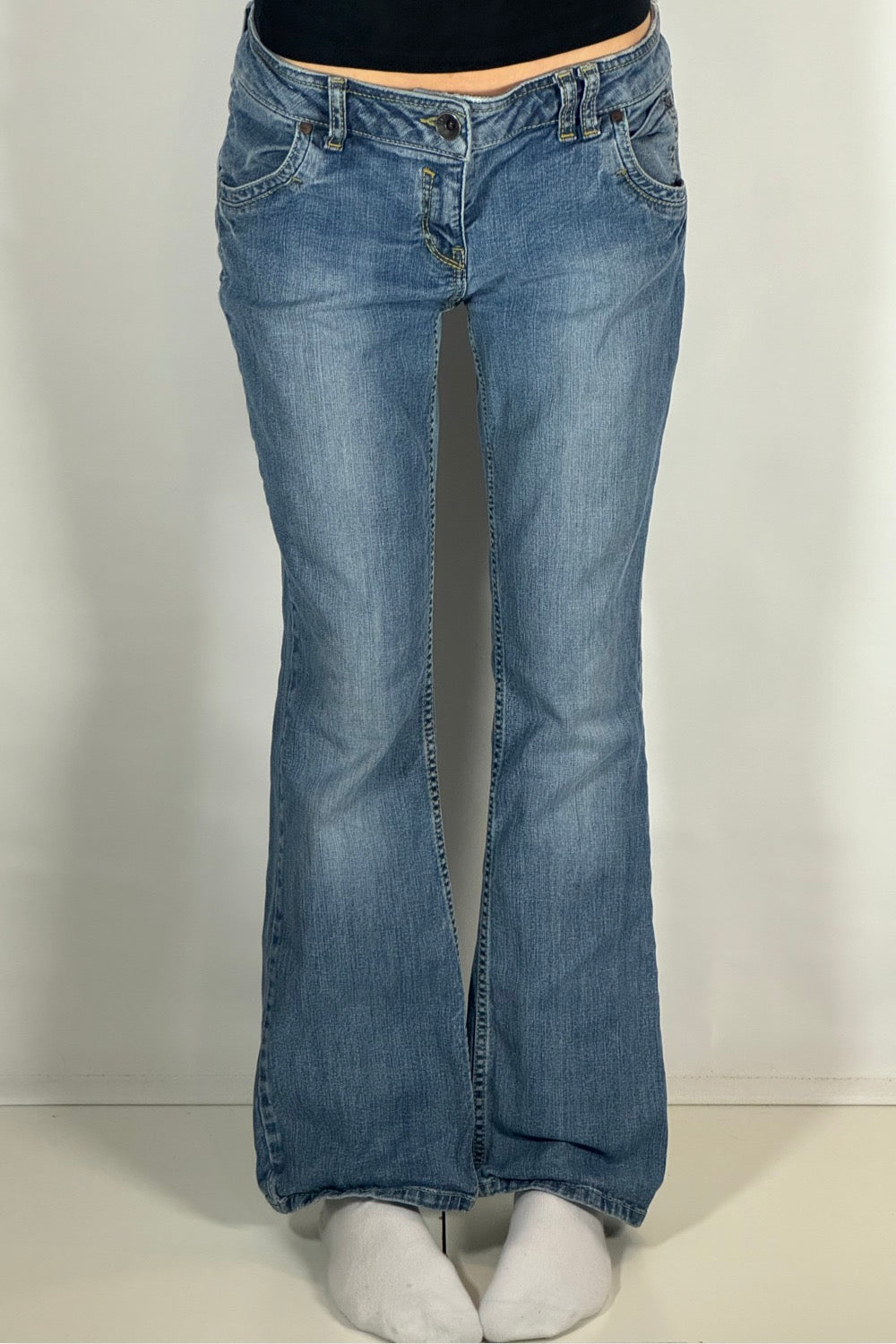 Lågmidjade jeans stl: M