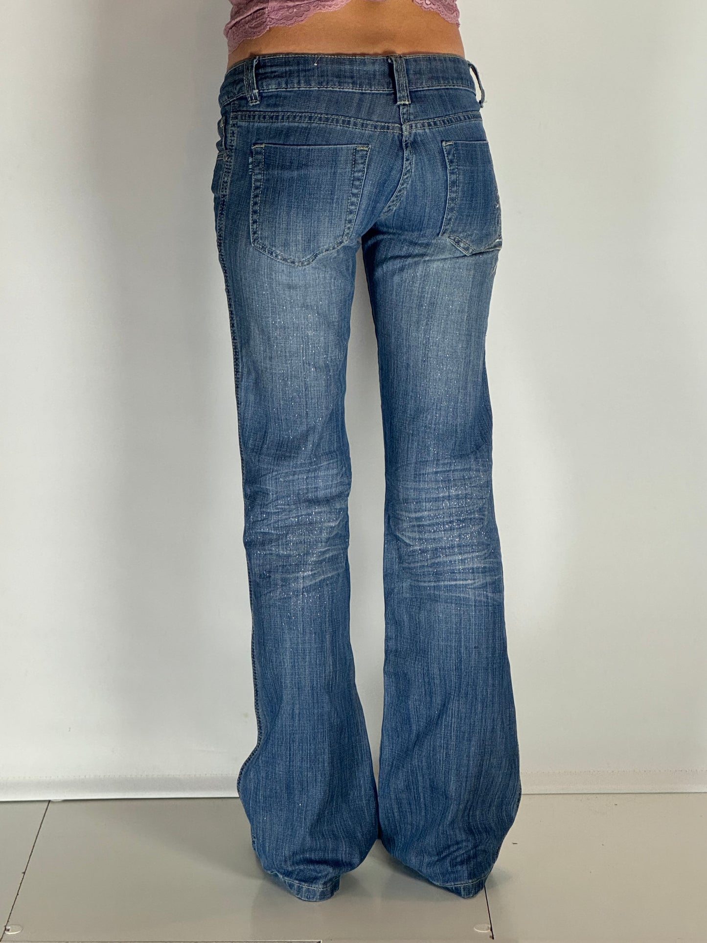 Lågmidjade jeans–stl: XS/S