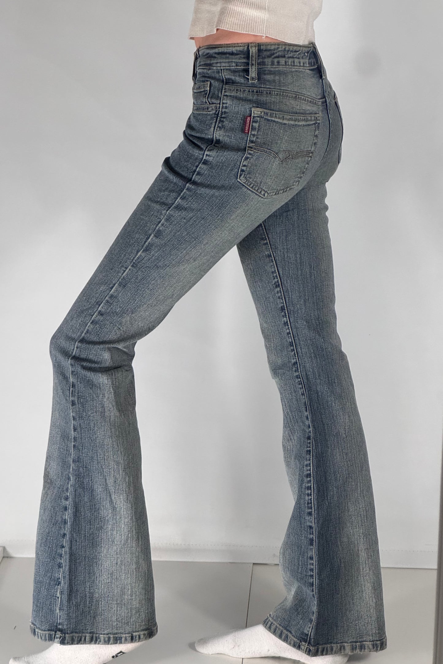 Utsvängda jeans stl: XS
