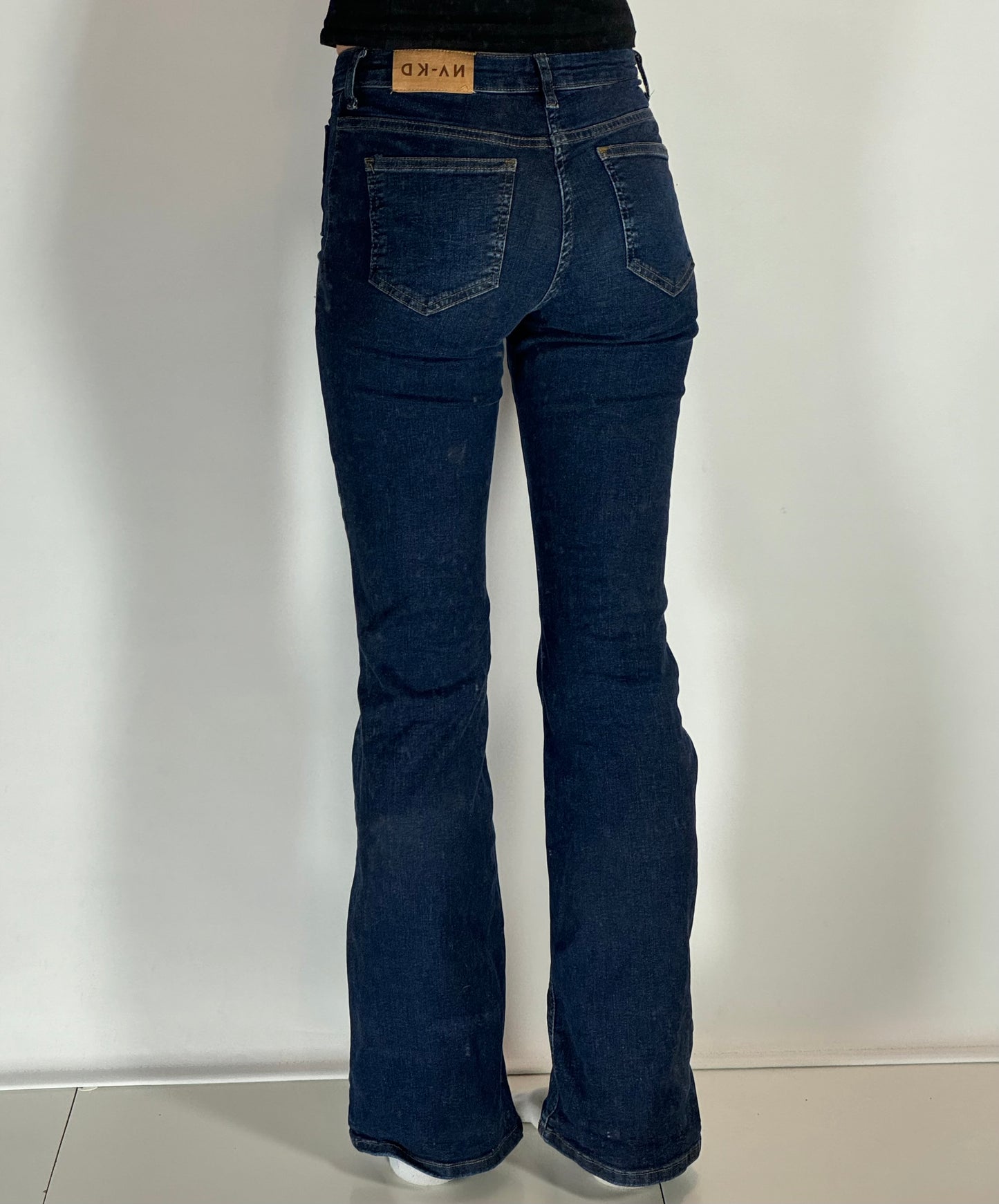 Utsvängda jeans stl: XXS