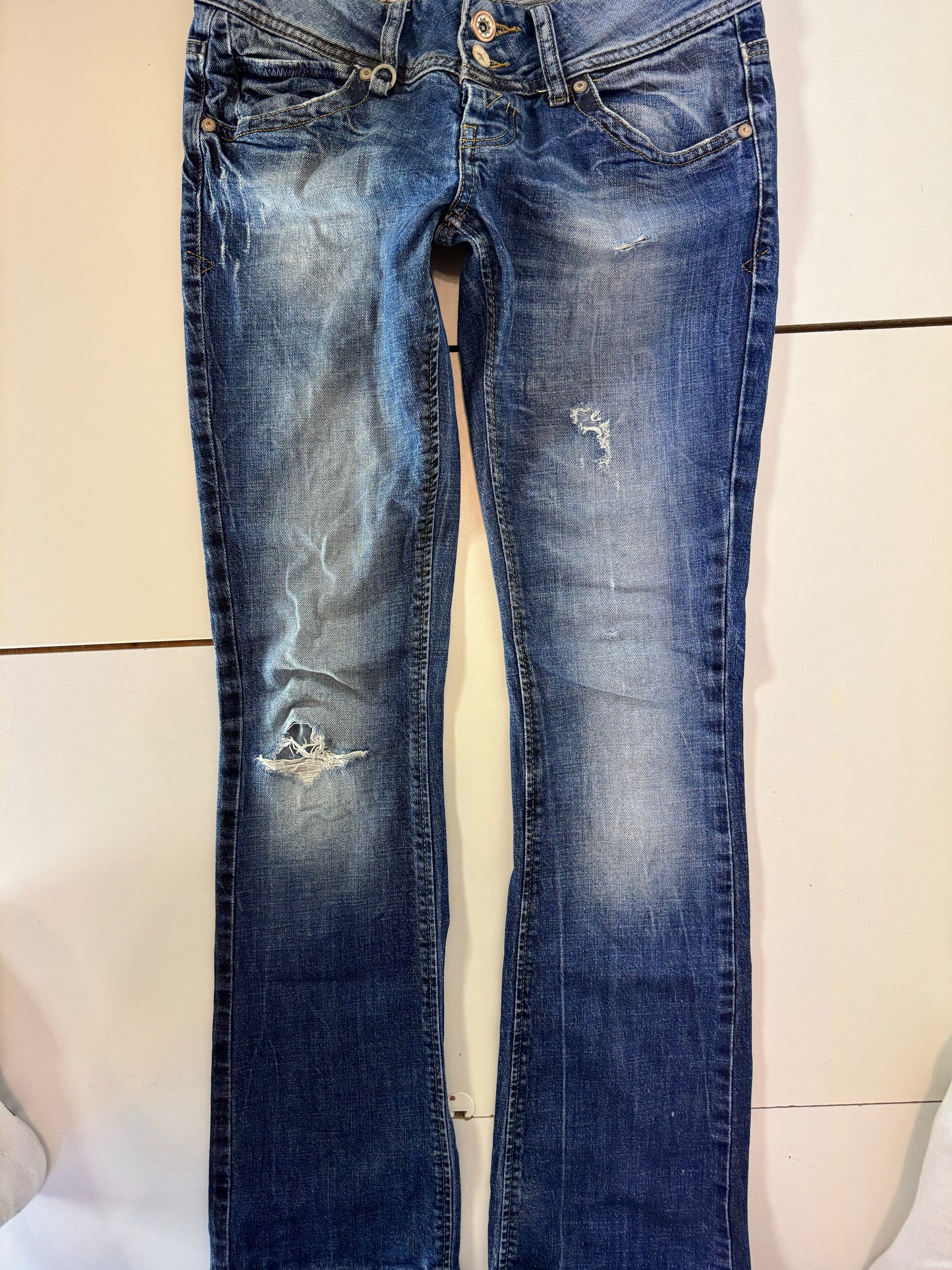 Lågmidjade jeans–stl: S