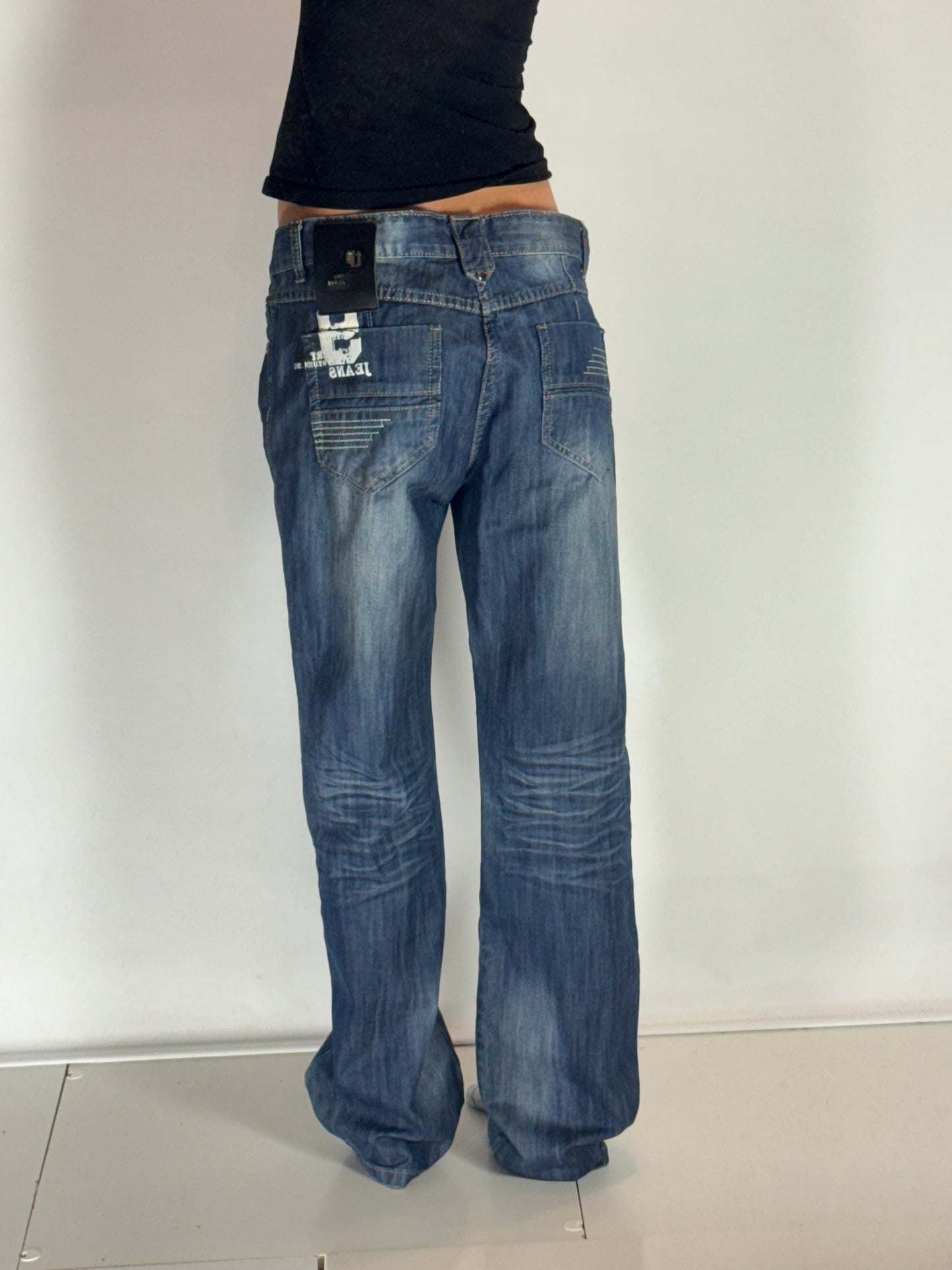 Jeans–stl: M