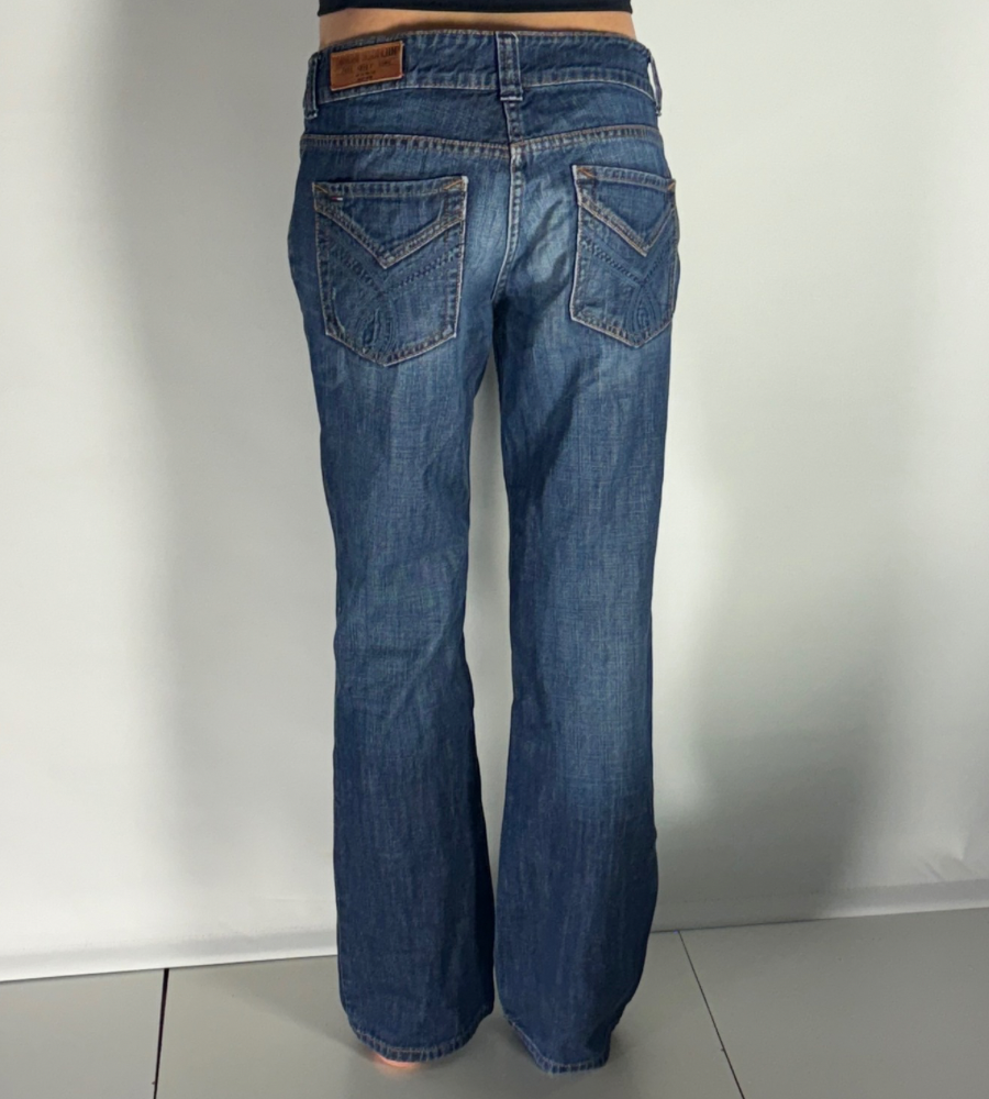 Lågmidjade jeans–stl: M