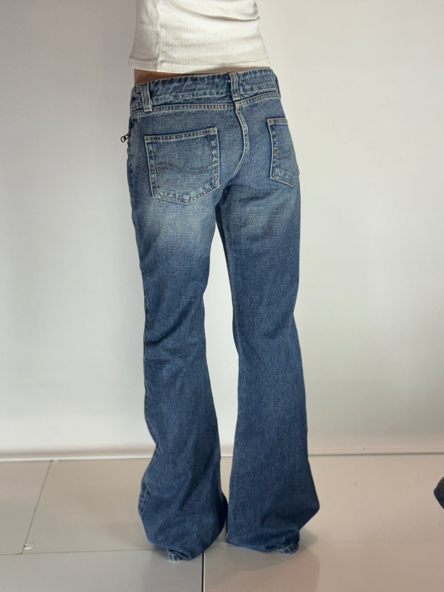 Lågmidjade jeans–stl: S