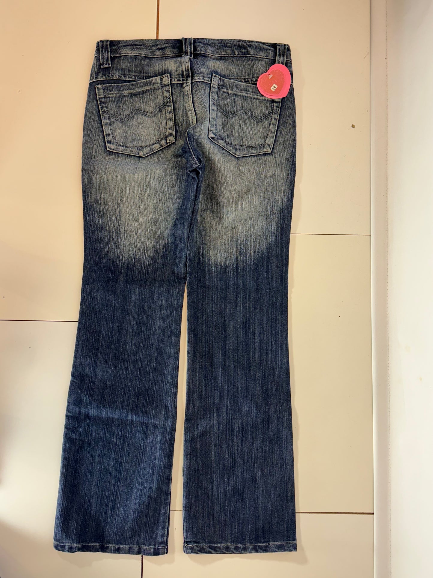 Utvängda jeans stl: S