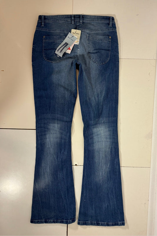 Utsvängda jeans stl: S/M