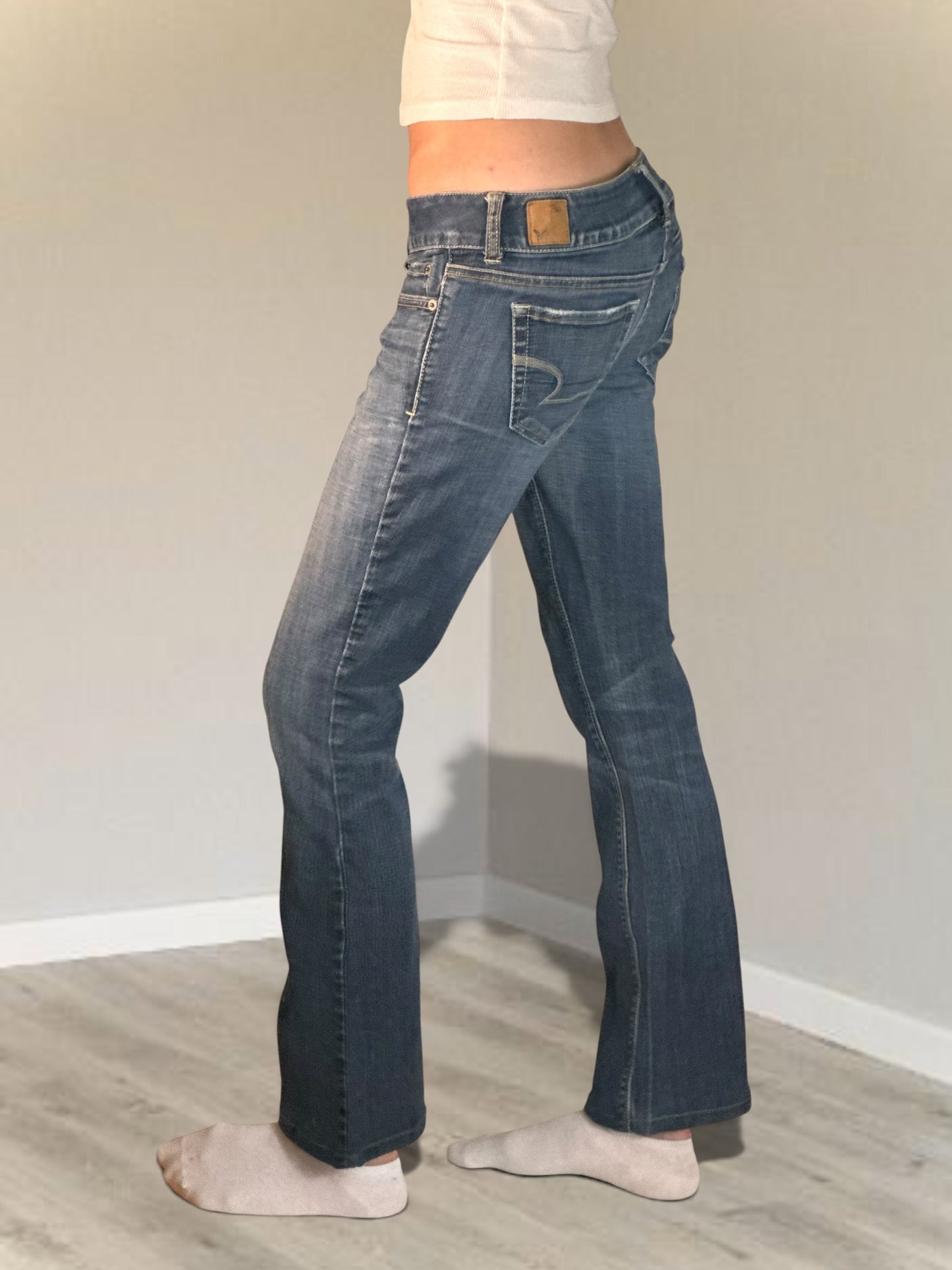 Low-rise jeans size: S
