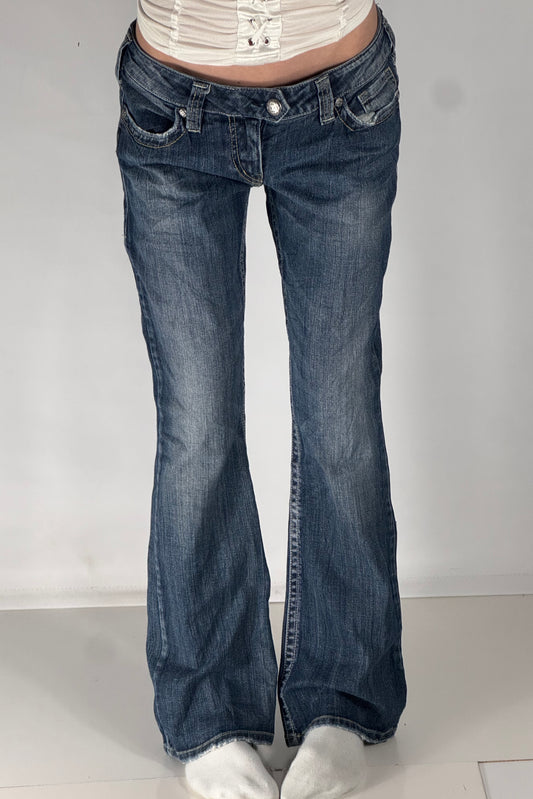 Lavtaljede jeans str: M