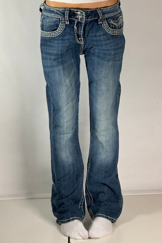 Lågmidjade jeans stl: M
