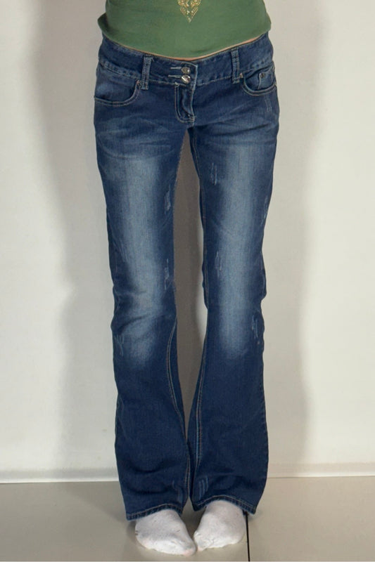Lågmidjade jeans–stl: M