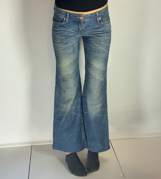 Lågmidjade jeans–stl: S