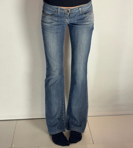 Lågmidjade jeans–stl: S