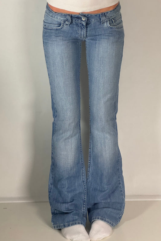 Lågmidjade jeans stl: XXXS (W26/L34)