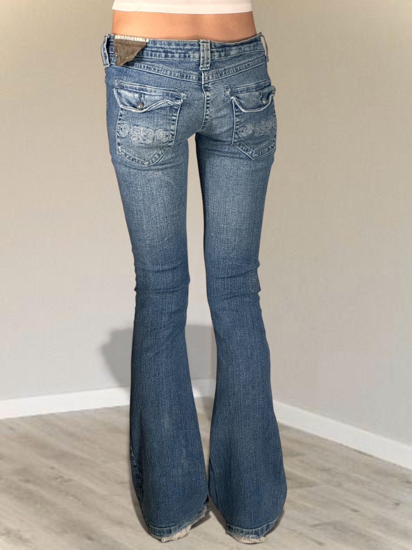 Low-rise jeans size: S/M