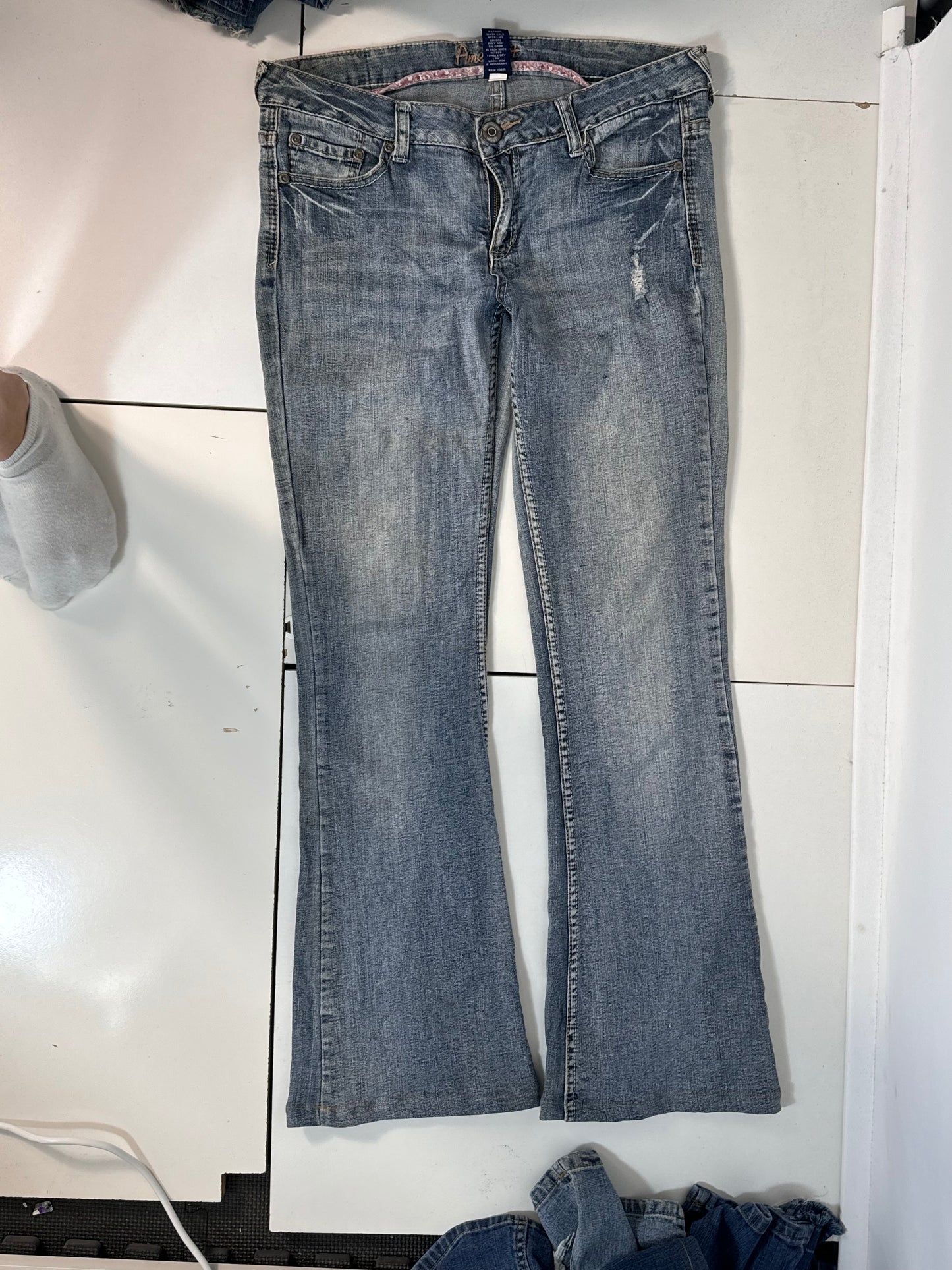 Lavtaljede jeans str: M