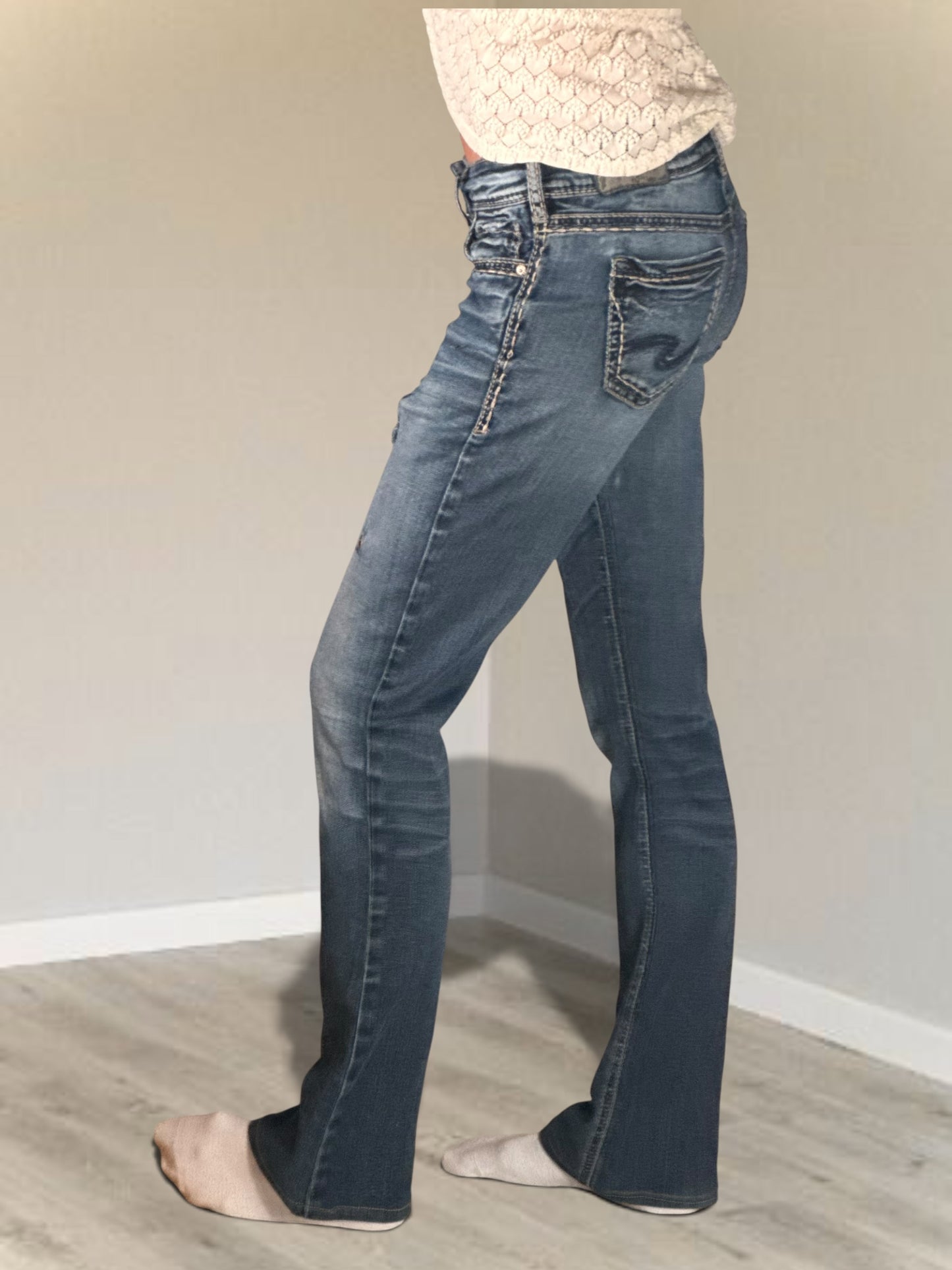 Low-rise jeans size: XS