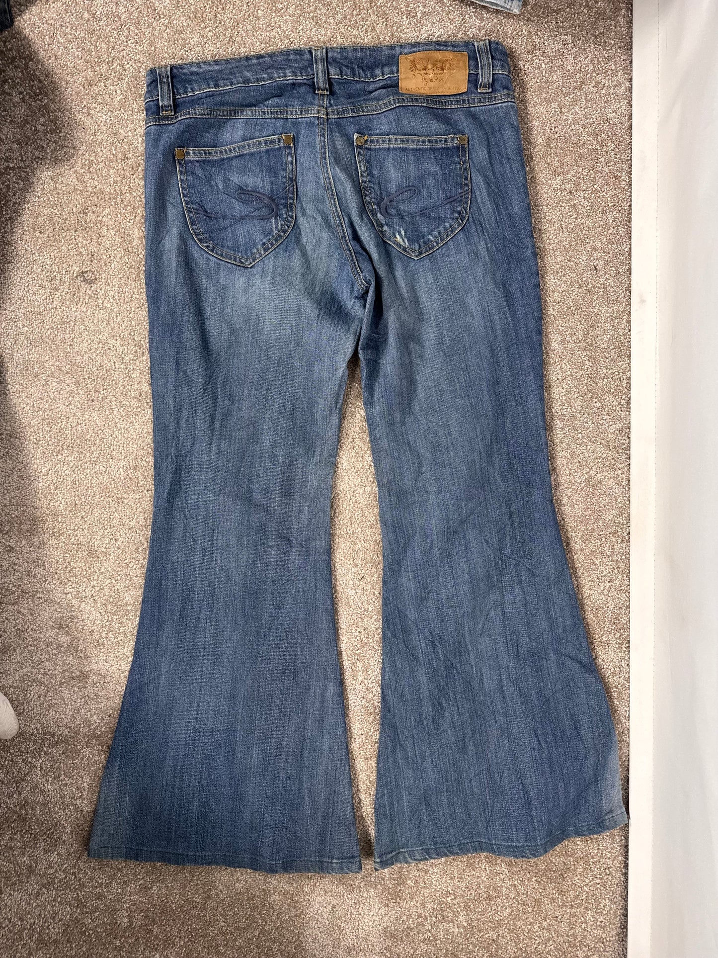 Lågmidjade jeans stl: M/L