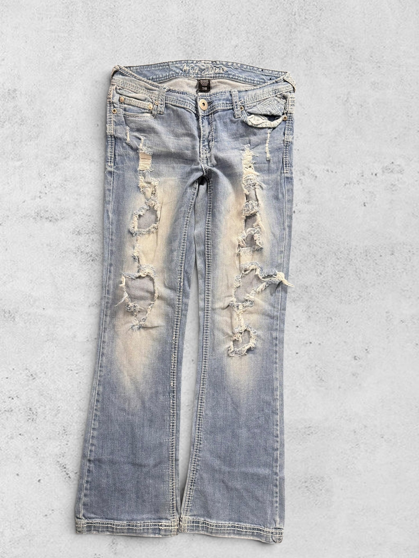 Lågmidjade jeans stl: (kopia 174)