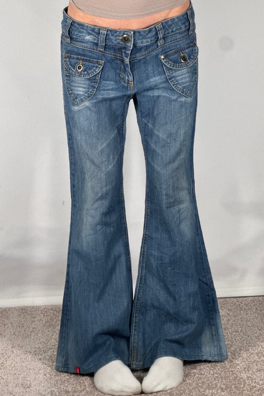 Lågmidjade jeans stl: M/L