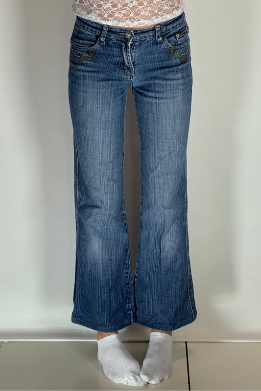Utsvängda jeans stl: XS