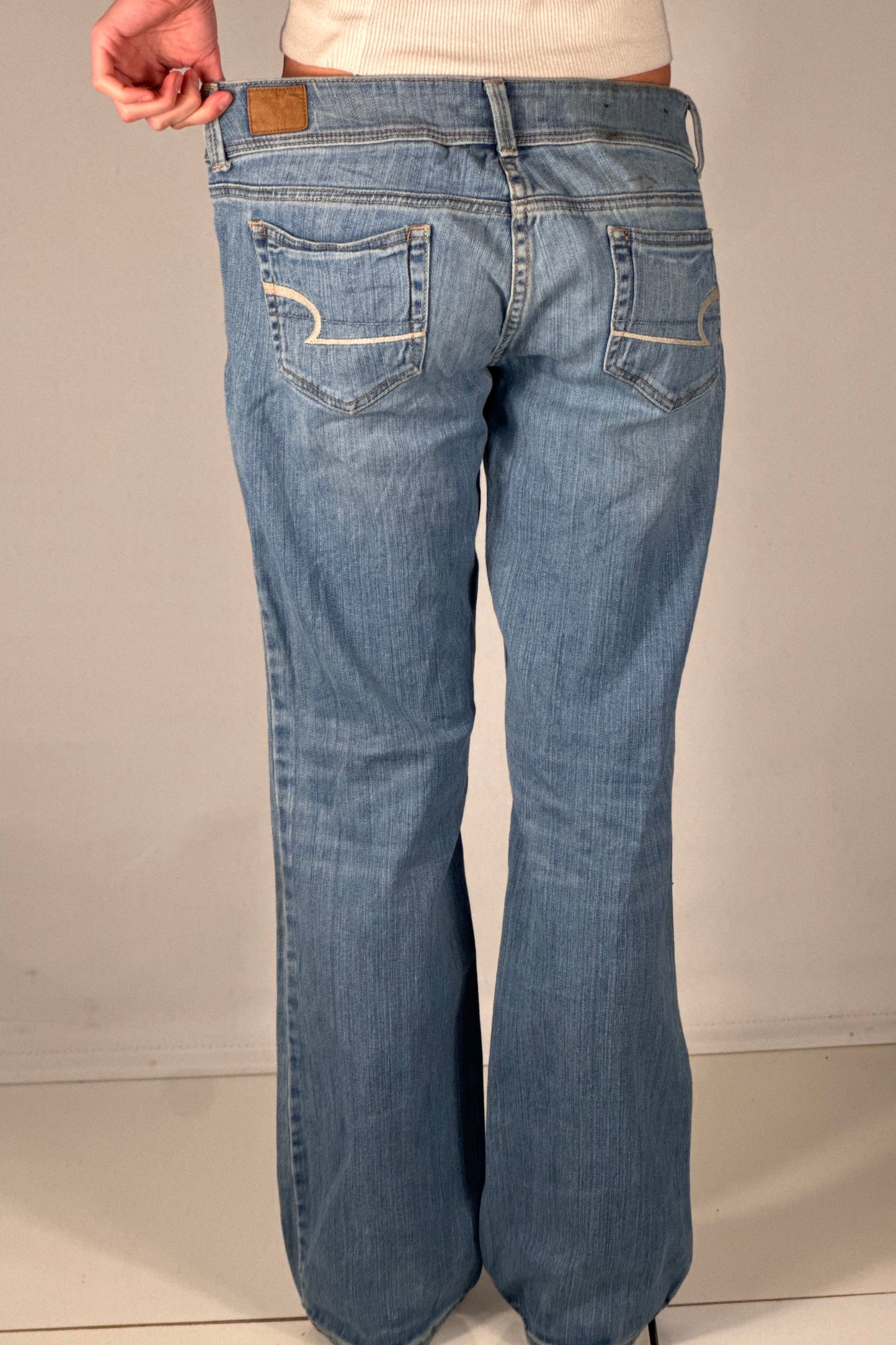 Lågmidjade jeans stl: M