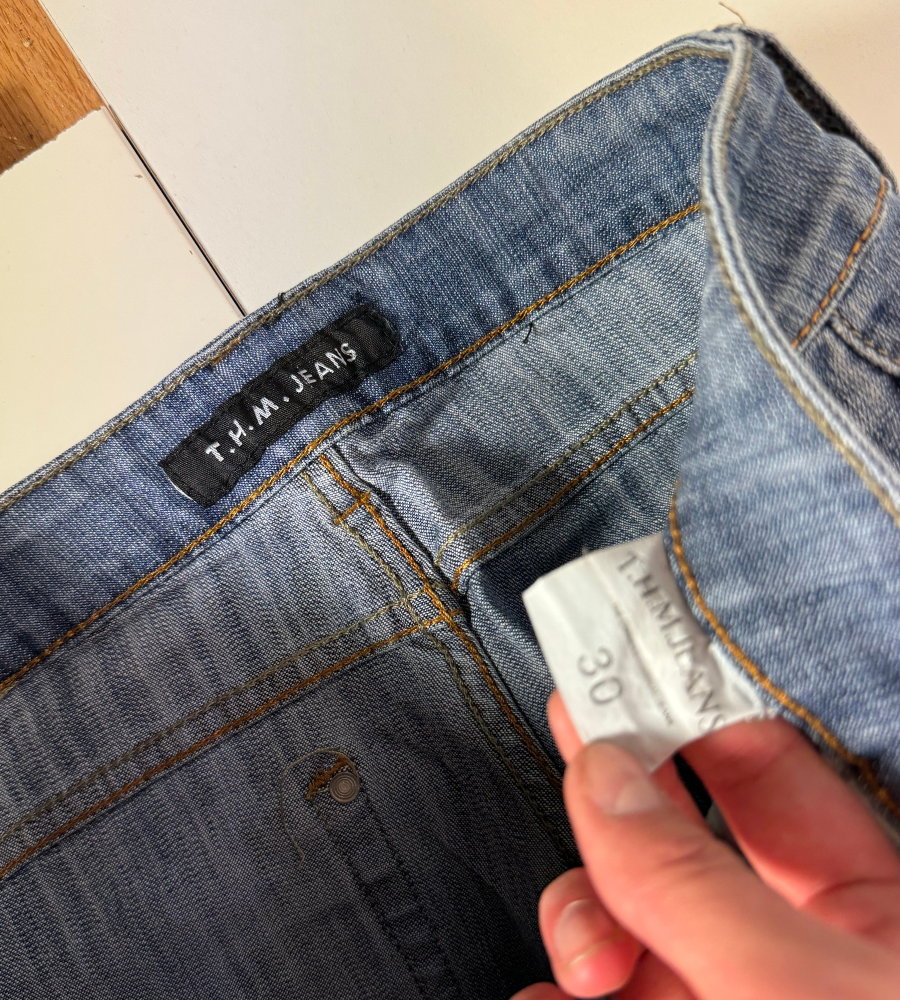 Lågmidjade jeans–stl: M