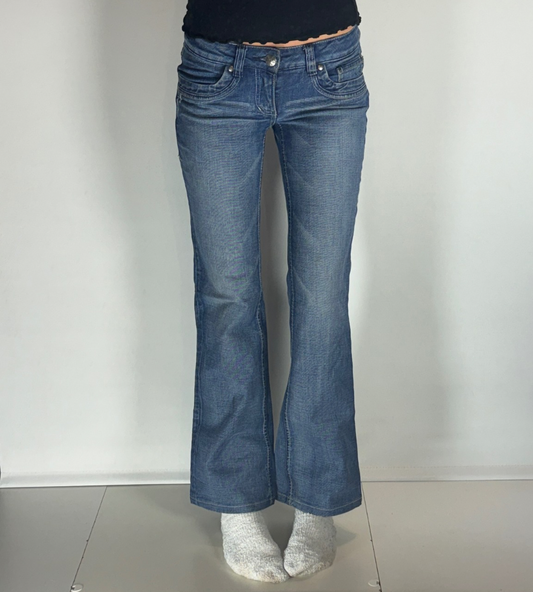 Lågmidjade jeans–stl: XS