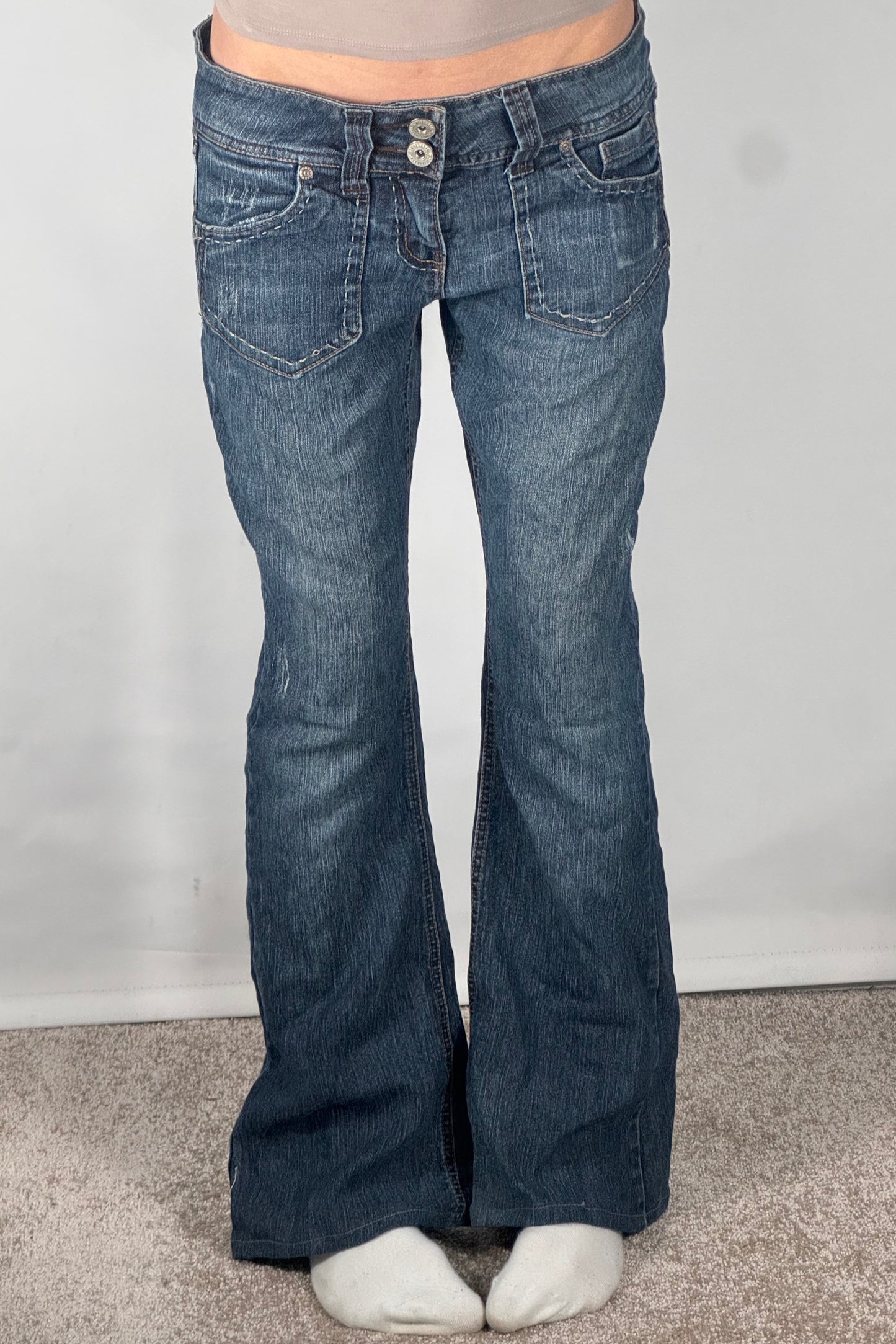 Lågmidjade jeans stl: M
