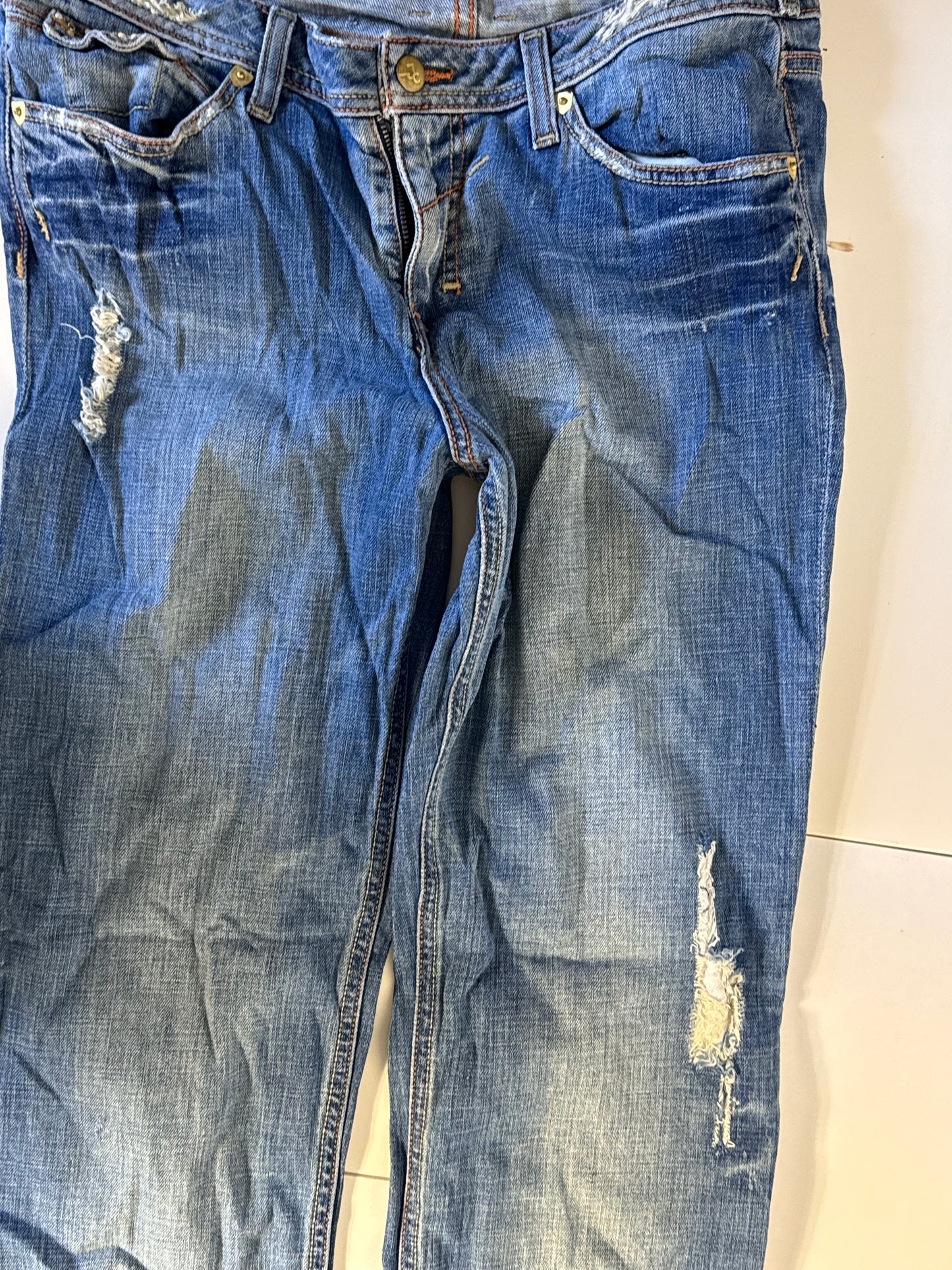 Utsvängda jeans stl: M