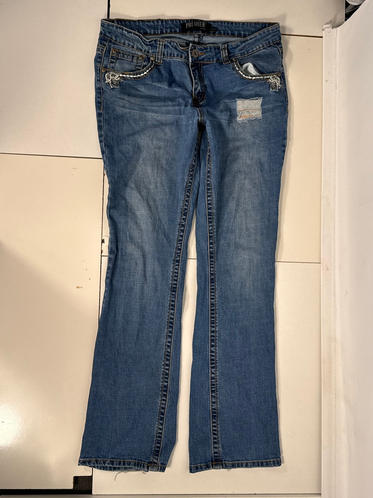 Utsvängda jeans stl: L