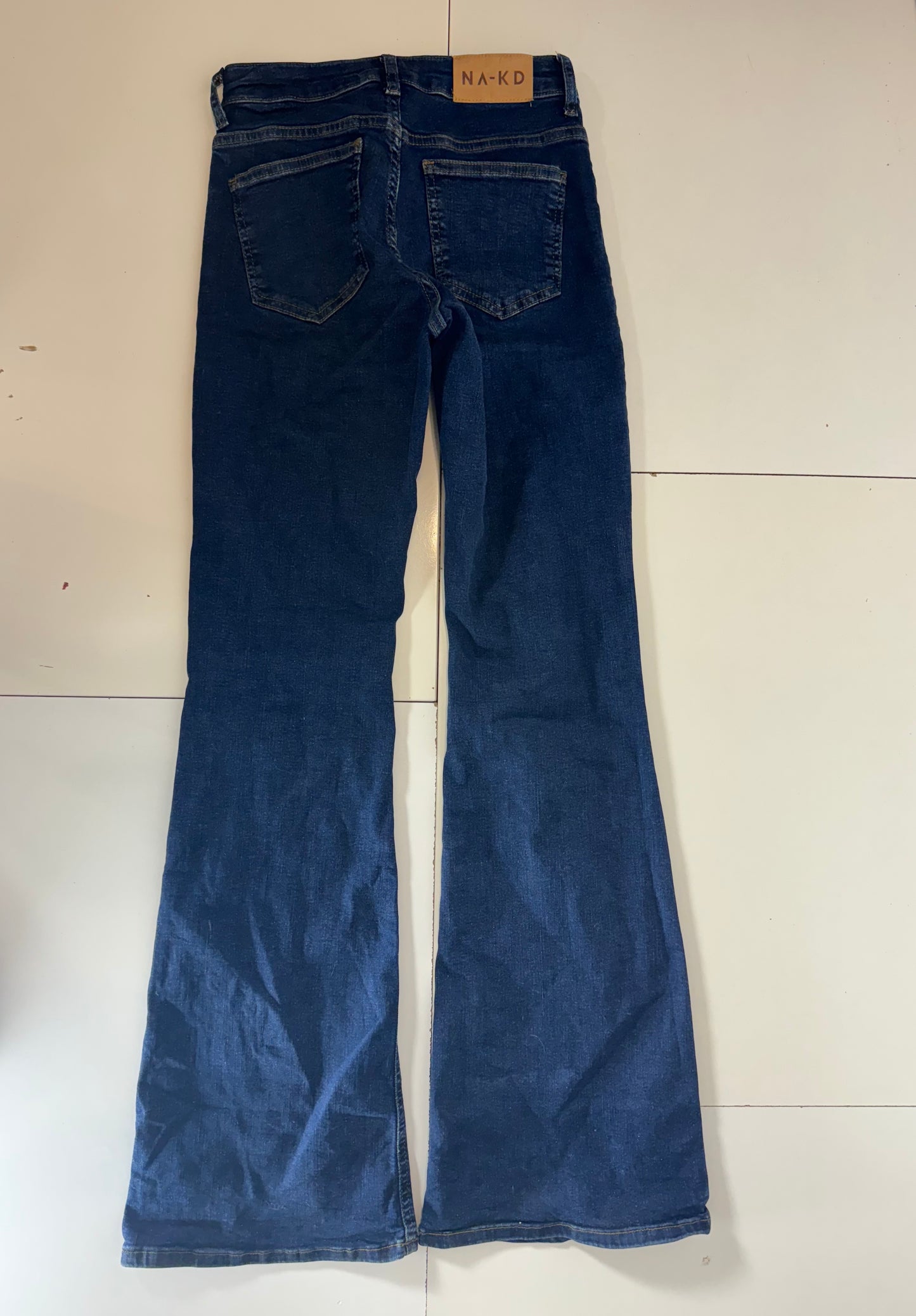 Utsvängda jeans stl: XXS