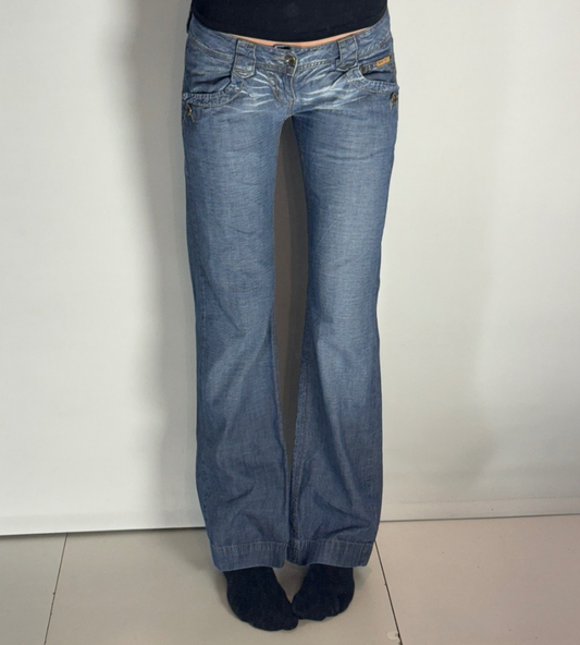 Lågmidjade jeans–stl: XS