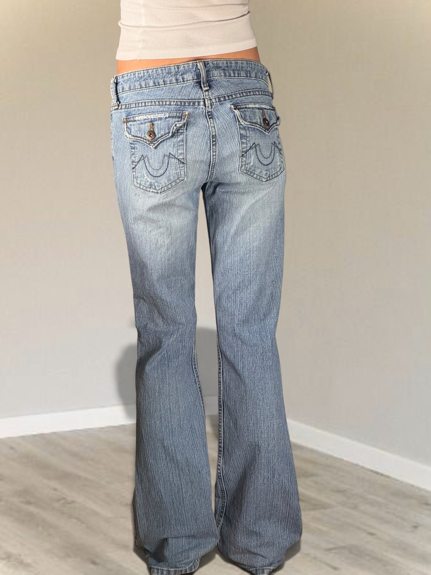 Lågmidjade jeans stl: (kopia 124)