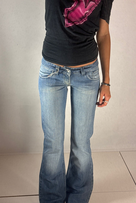 Lågmidjade jeans stl: XXXS (W26/L32)