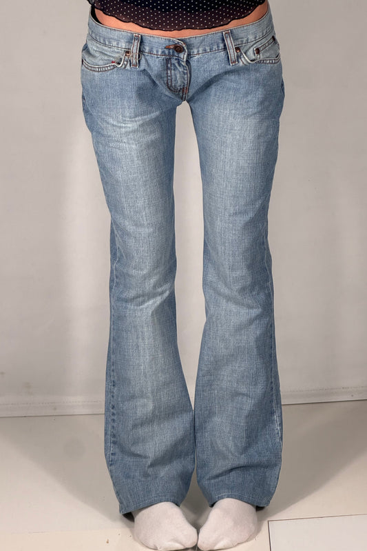 Lågmidjade jeans stl: M (W34/L32)