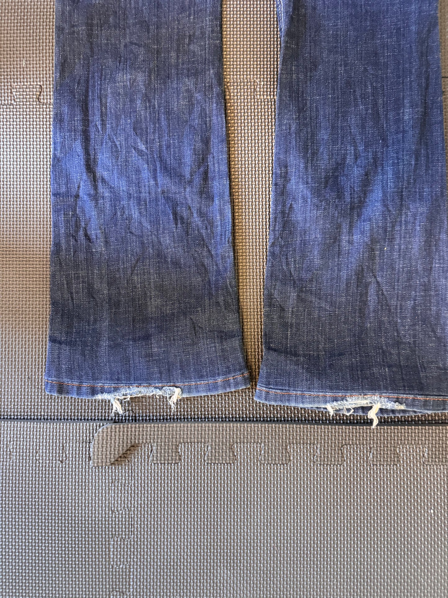 Utsvängda jeans stl: XS/S