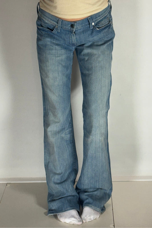 Lågmidjade jeans–stl: M/L