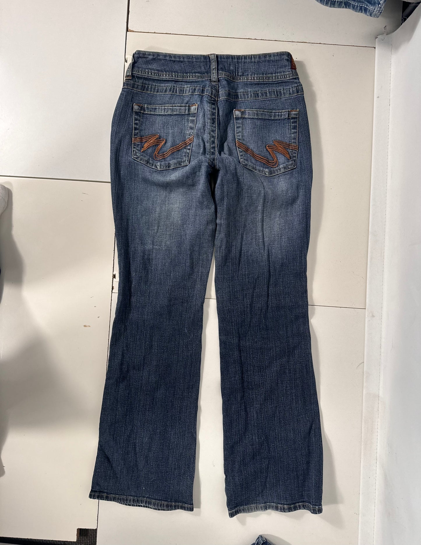 Utsvängda jeans stl: XS