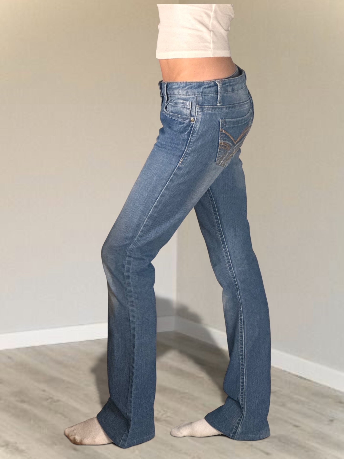 Low-rise jeans size: S