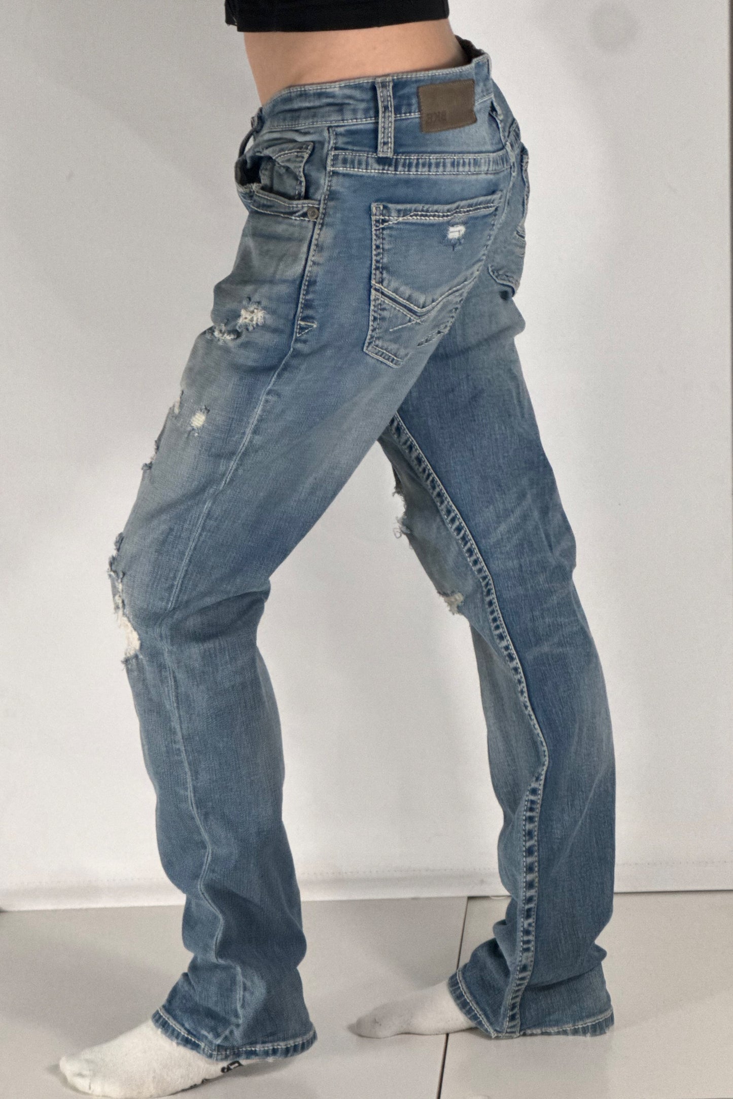 Utsvingte jeans str: