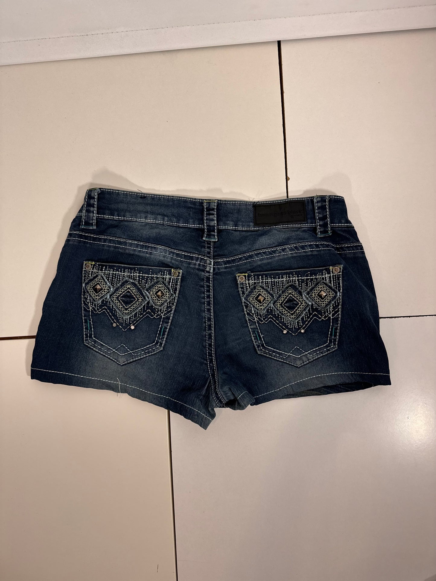 Shorts stl: M