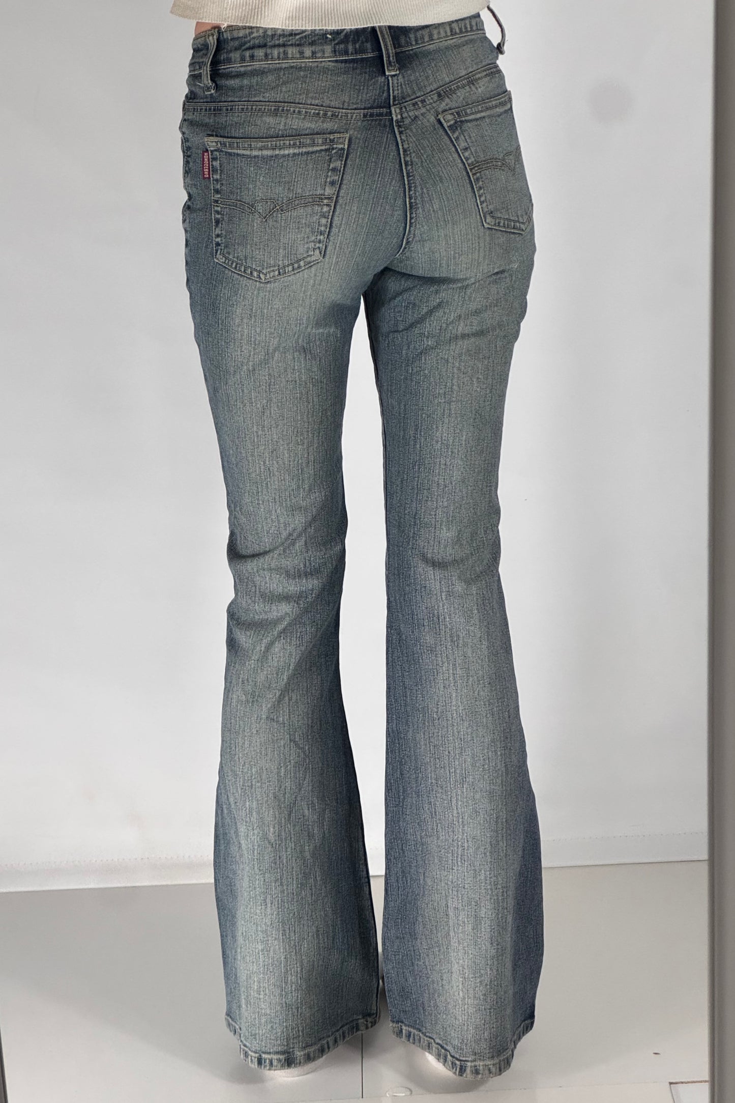 Utsvängda jeans stl: XS