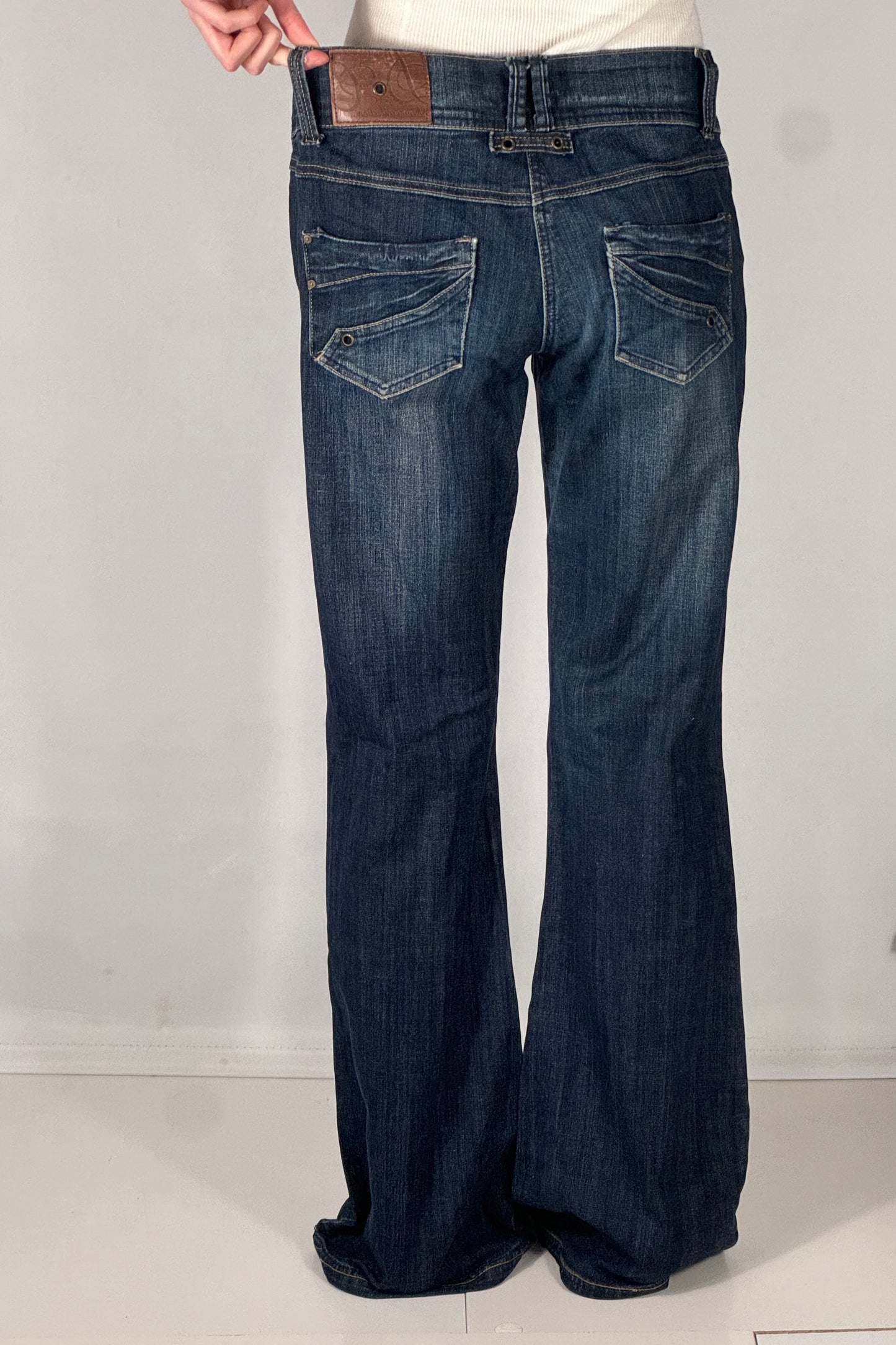 Lågmidjade jeans stl: L